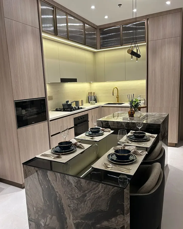 Contemporary Luxury Kitchens