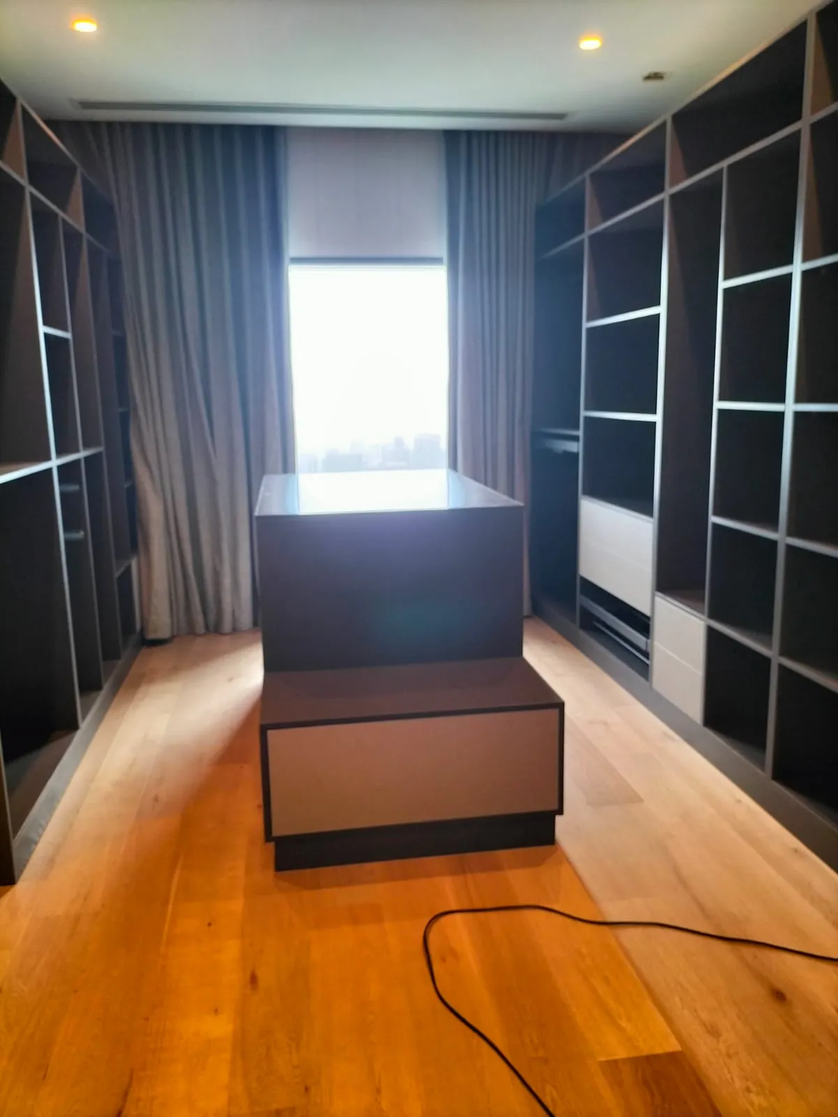 Walk in Wardrobe - Grey Melamine